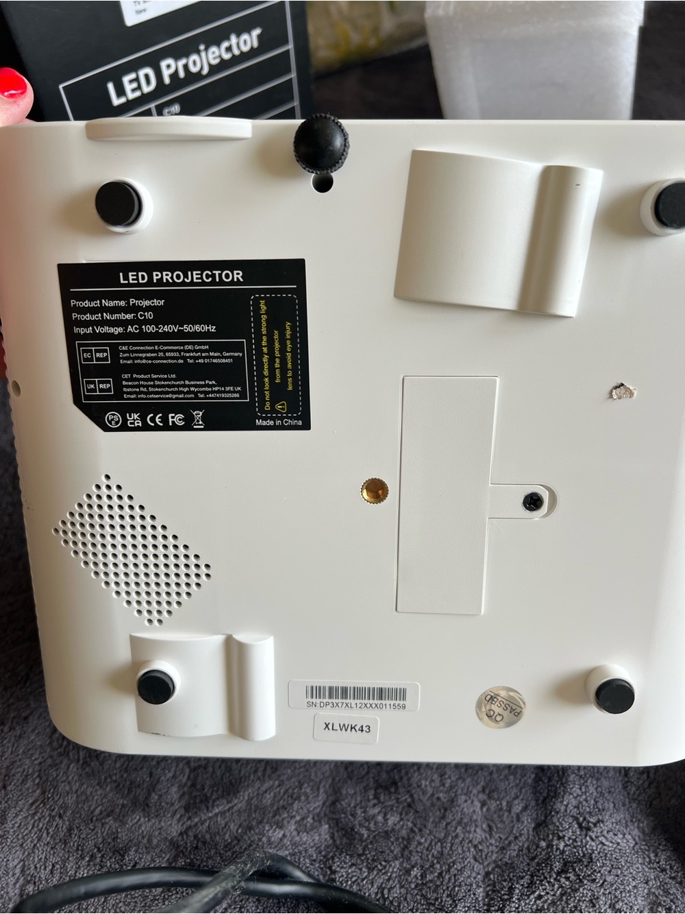 LED Projector - white - Picture 4 of 6